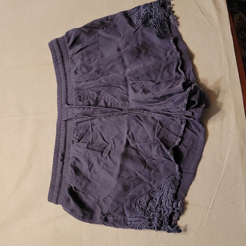 Knox Rose shorts